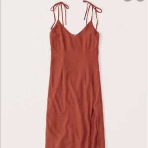 Linen Blend Side Slit Midi Dress